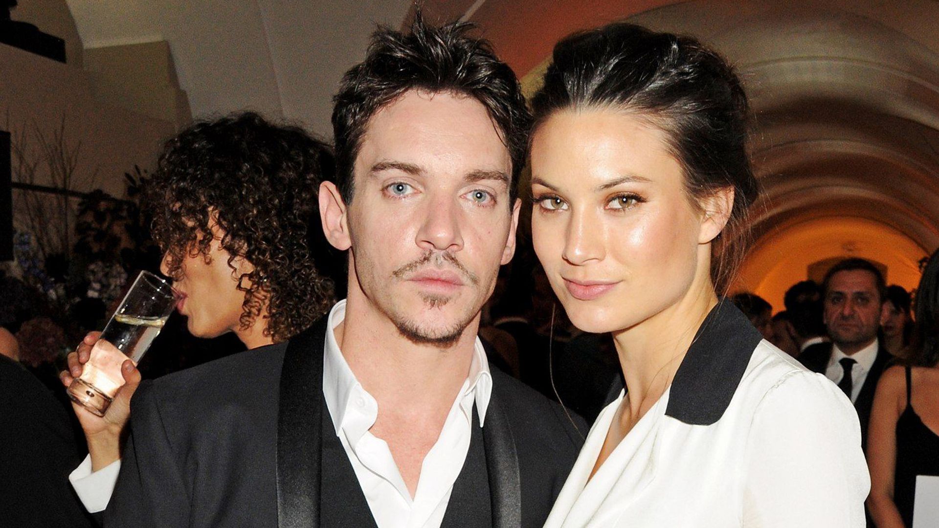 Jonathan Rhys Meyers și Victoria Keon-Cohen