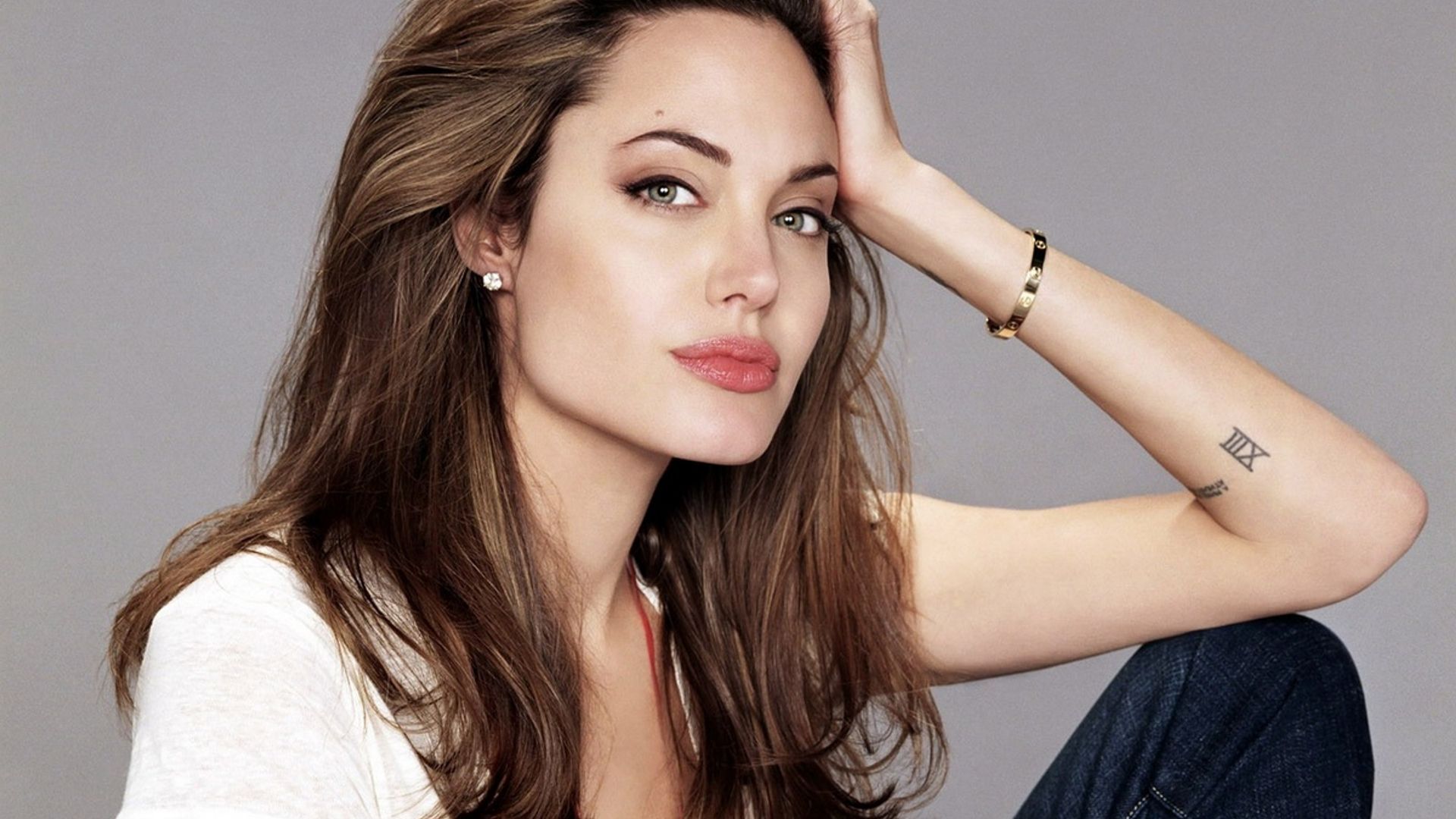 Angelina Jolie – o Gemeni