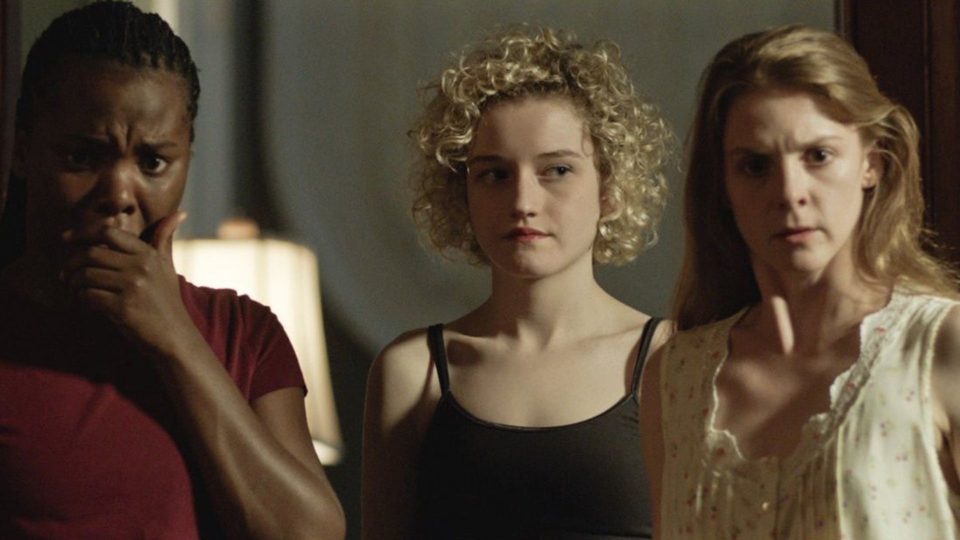 Julia Garner în filmul 'The Last Exorcism Part II'