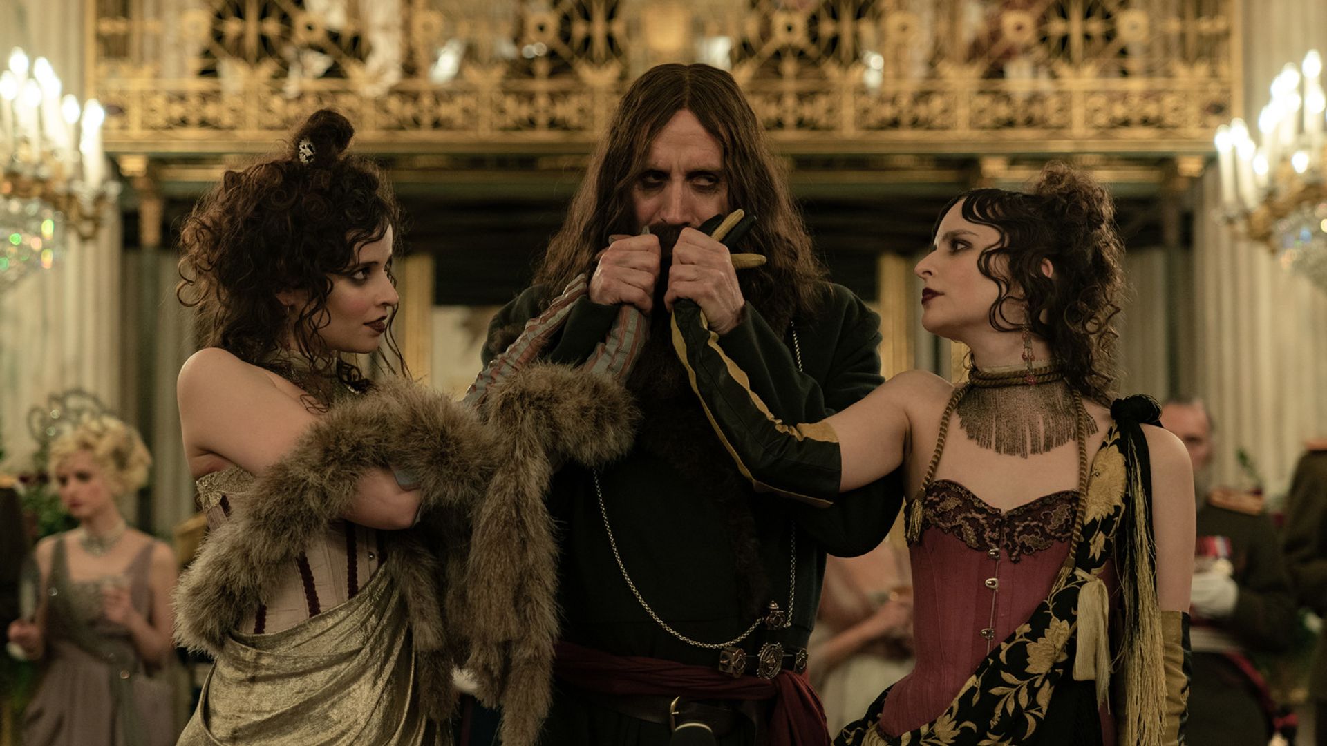 Rhys Ifans în 'The King's Man'