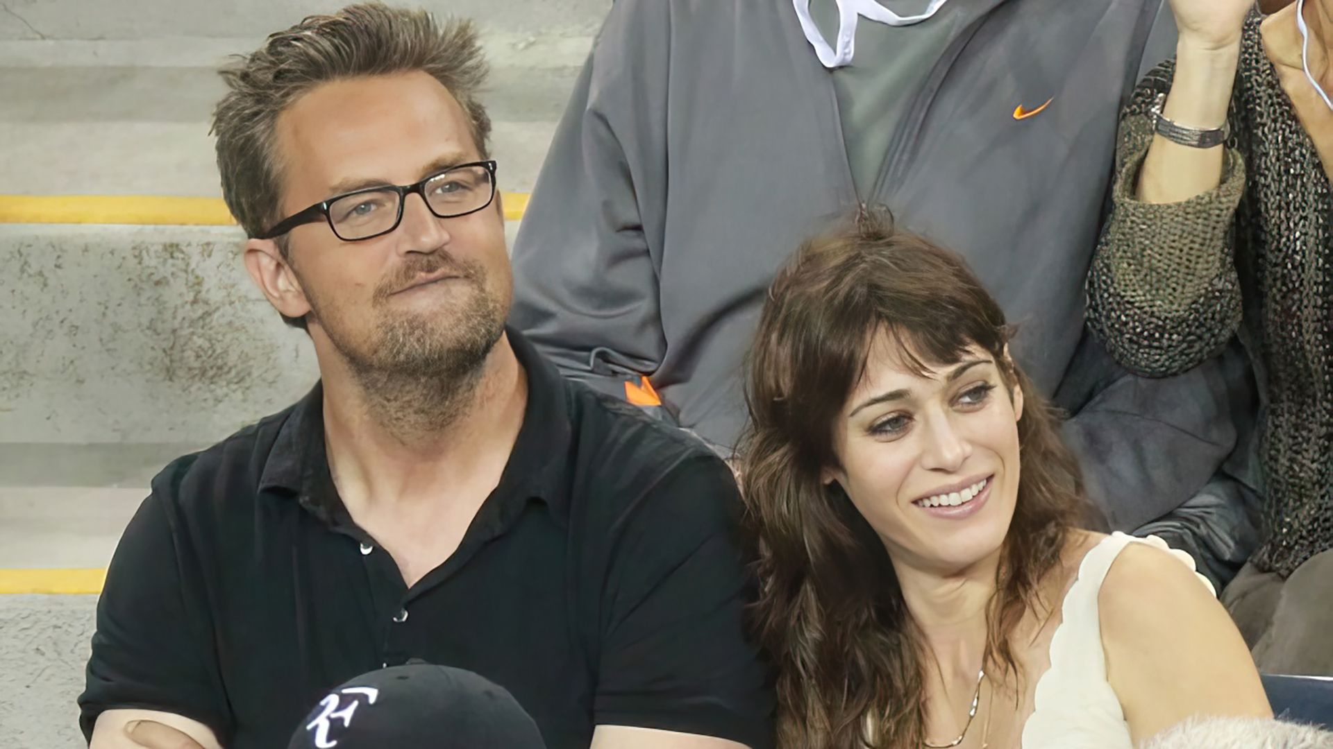 Matthew Perry și Lizzy Caplan