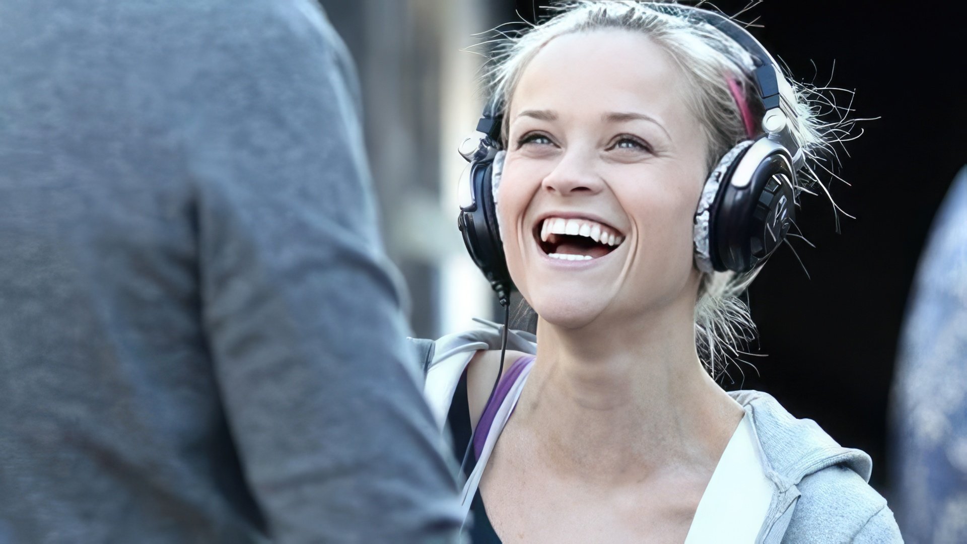 Reese Witherspoon pe platoul filmului This Means War