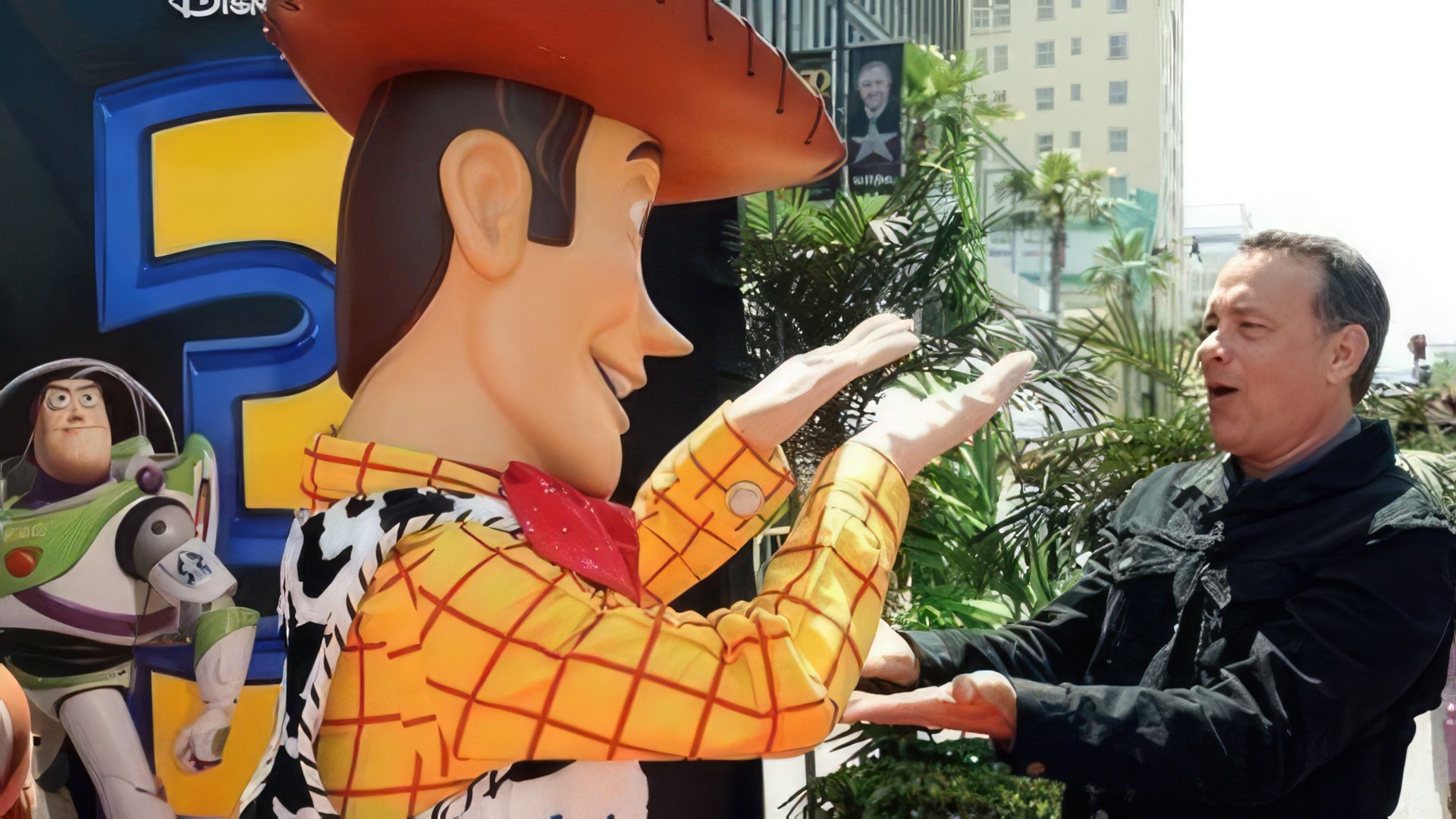 În Toy Story 3, Tom Hanks i-a dat vocea șerifului Woody