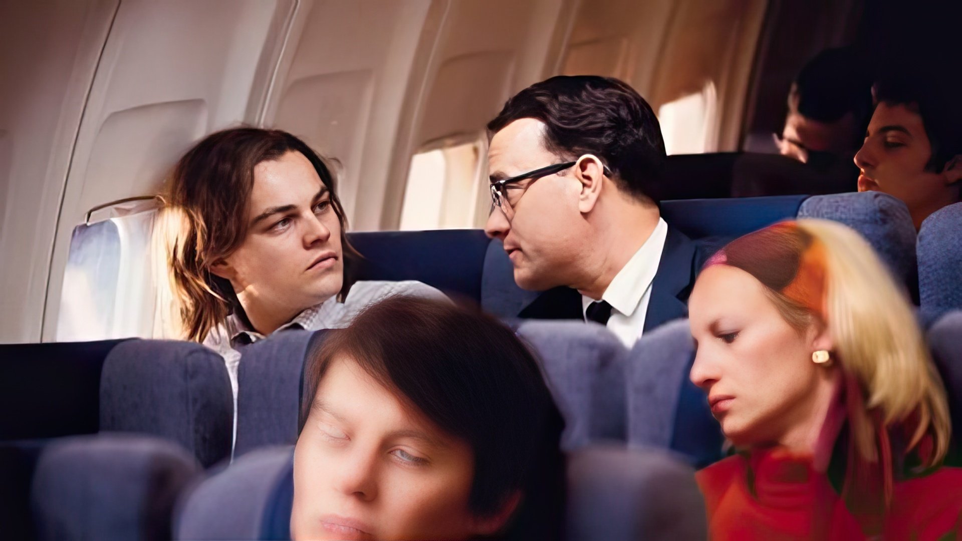 Tom Hanks și Leonardo DiCaprio în Catch Me If You Can