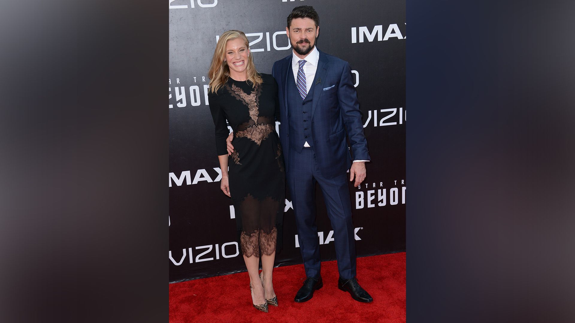 Katee Sackhoff și Karl Urban
