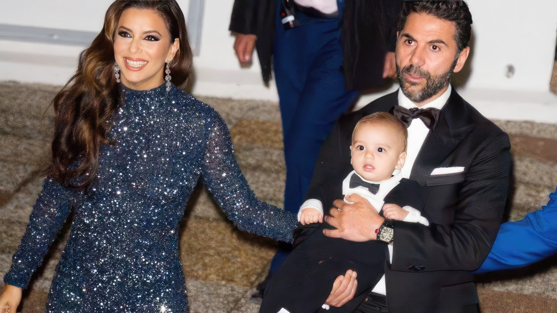 Eva Longoria cu soțul și fiul ei