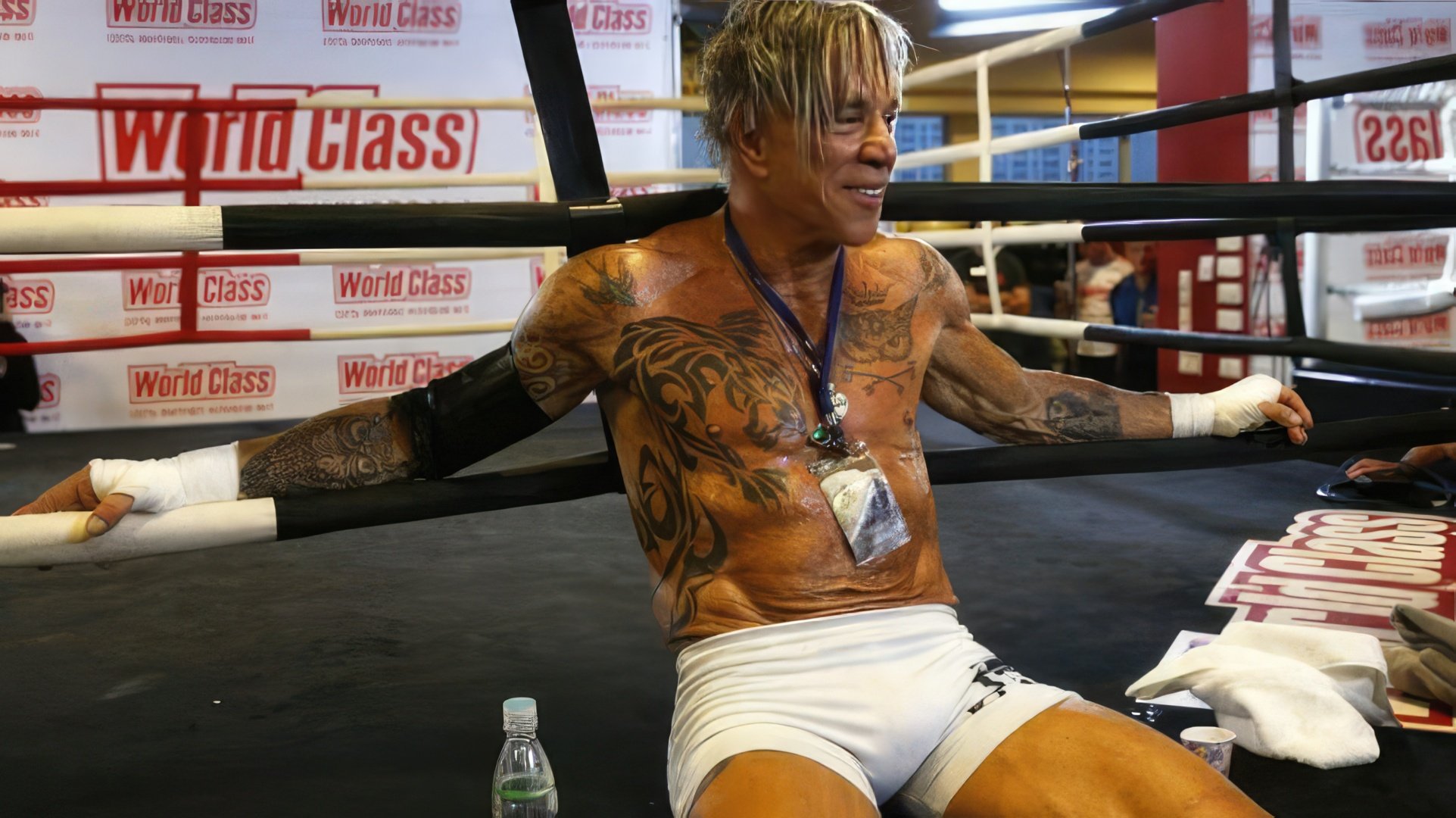 Mickey Rourke s-a întors în ring în 2014