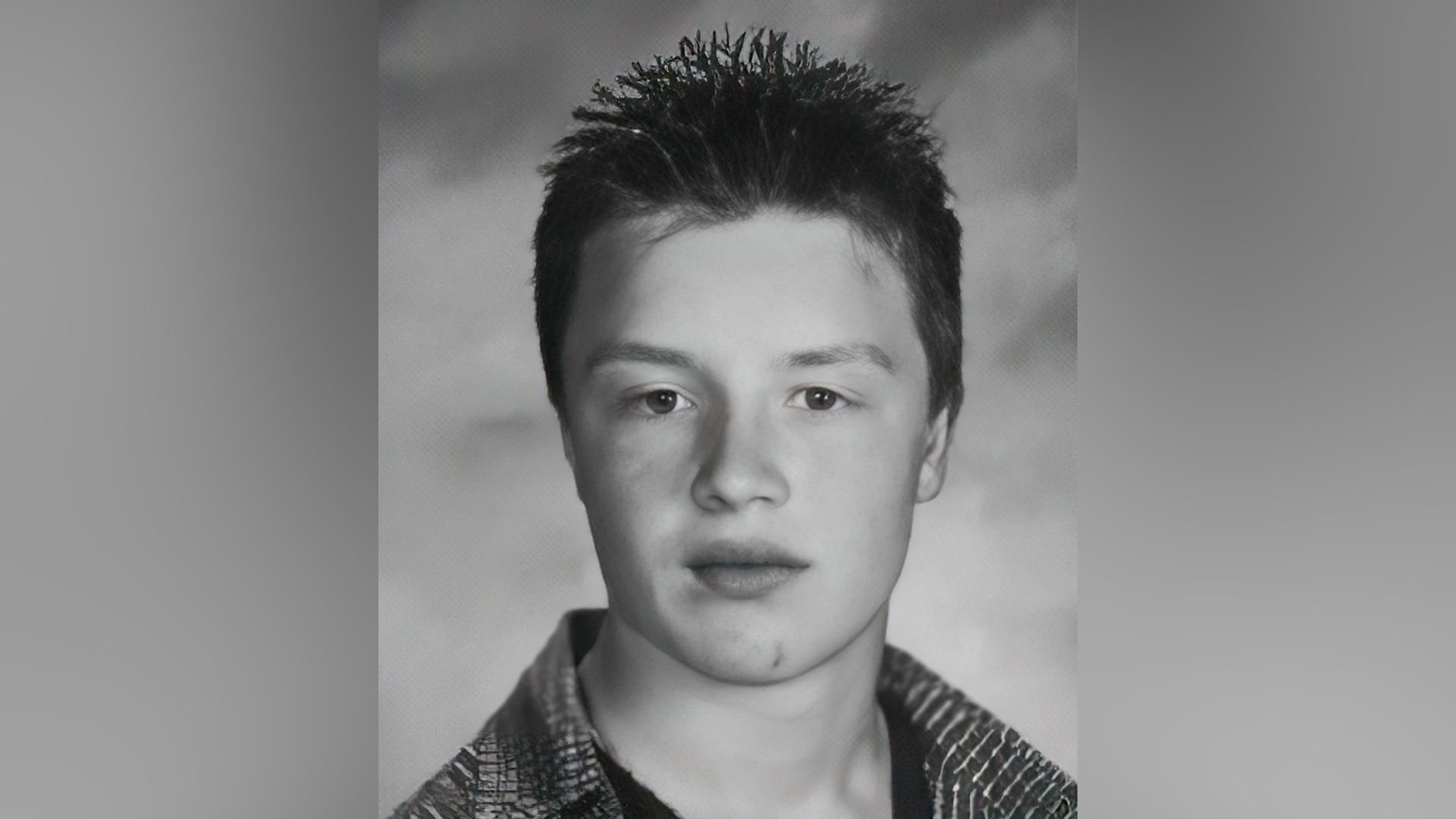 Noel Fisher în anii de școală