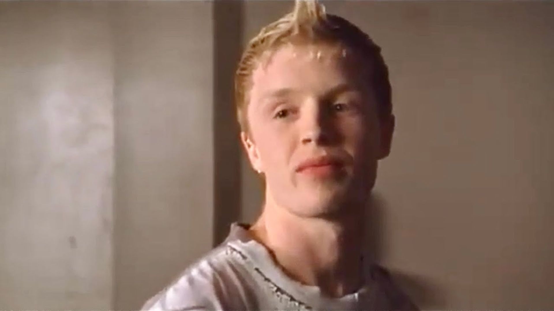 Noel Fisher în Godiva's