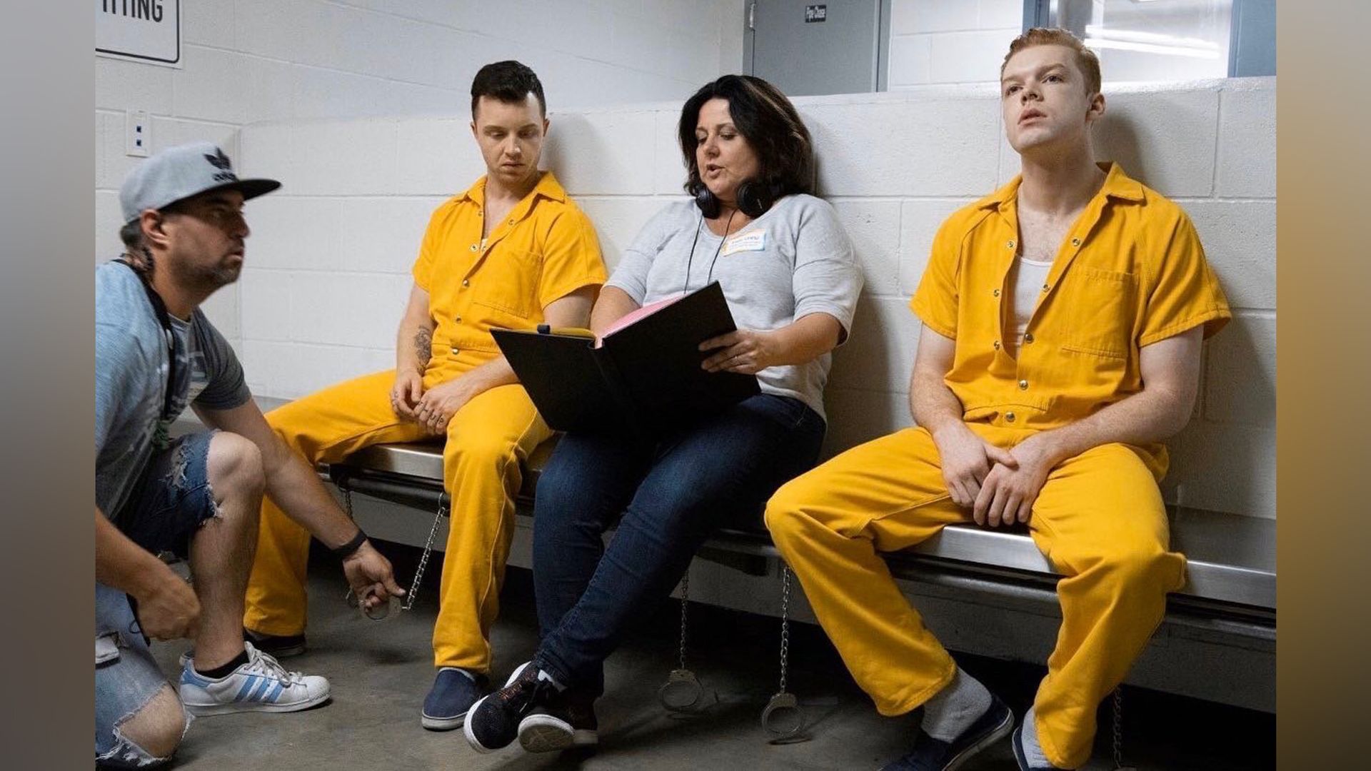 Noel Fisher pe platoul de filmare al Shameless
