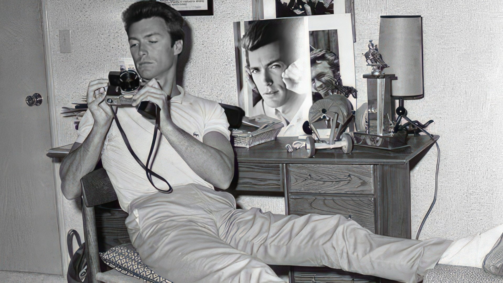 Clint Eastwood ca tânăr
