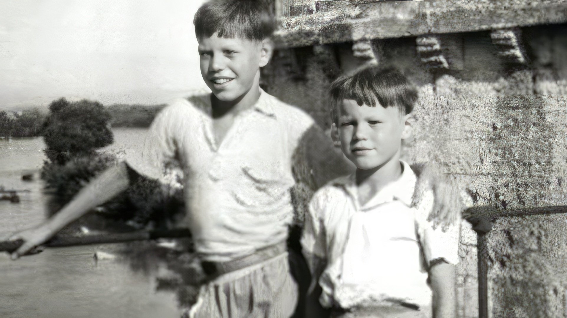 Mick Jagger și fratele său mai mic Chris