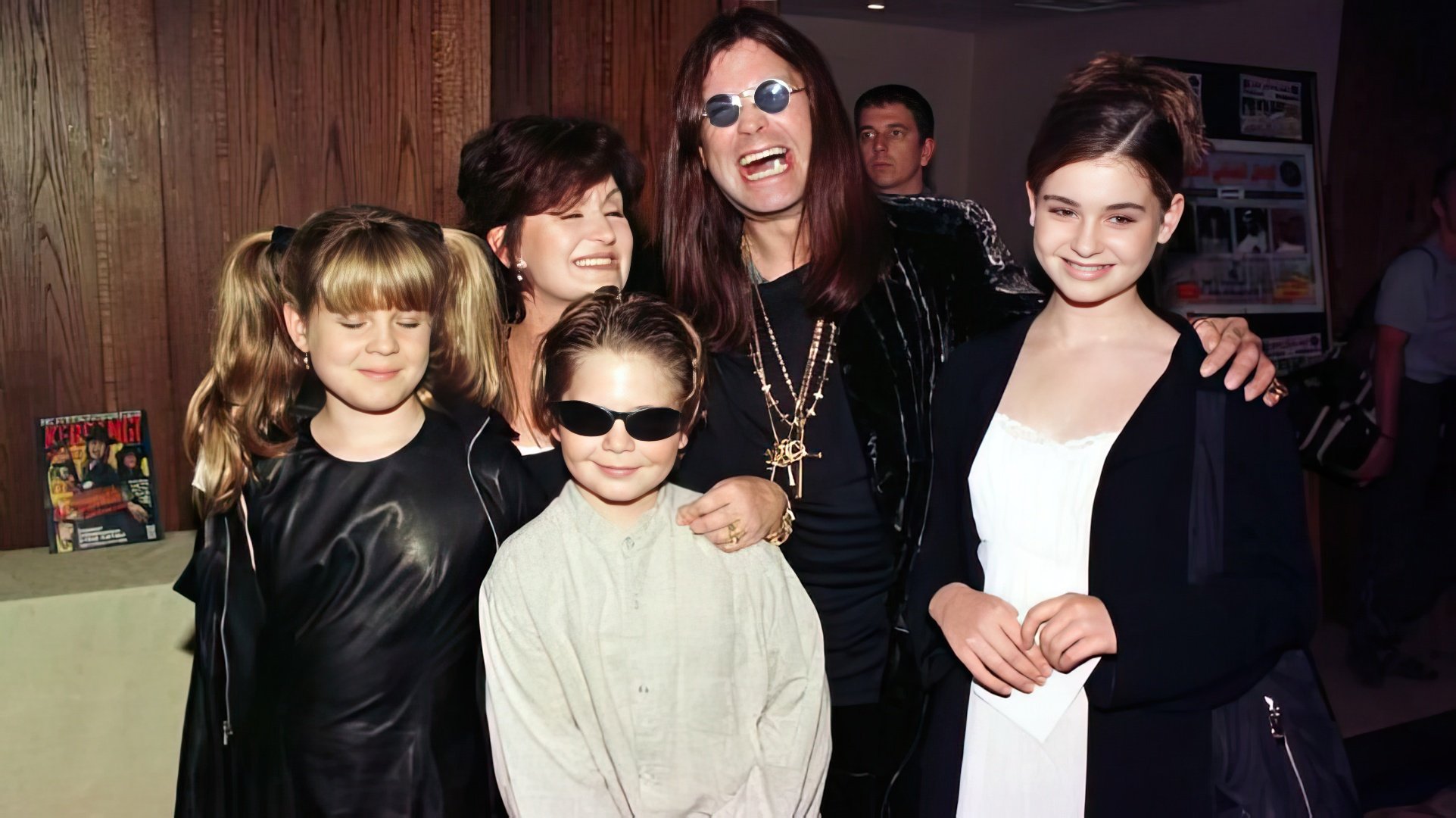 Ozzy Osbourne cu soția și copiii săi