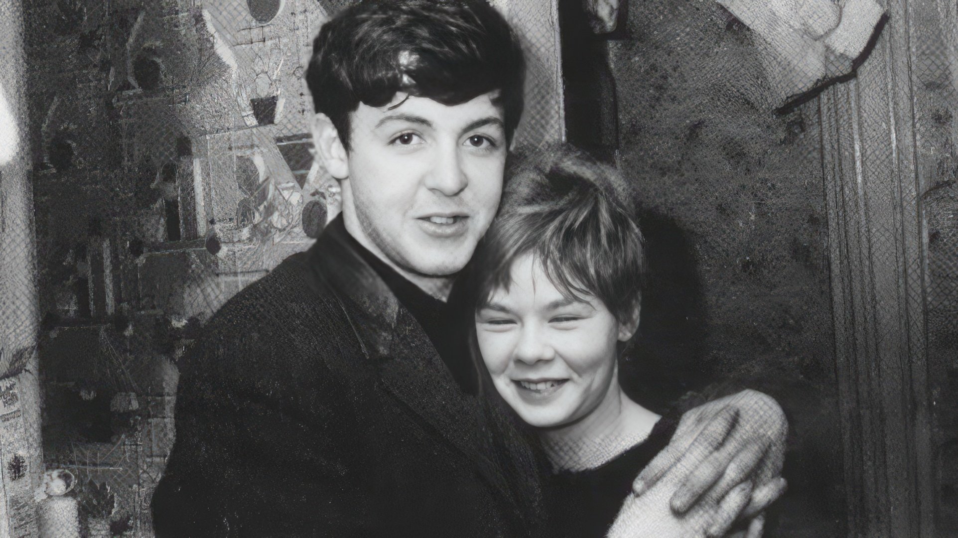 Paul McCartney și Dot Rhone, prima sa iubită