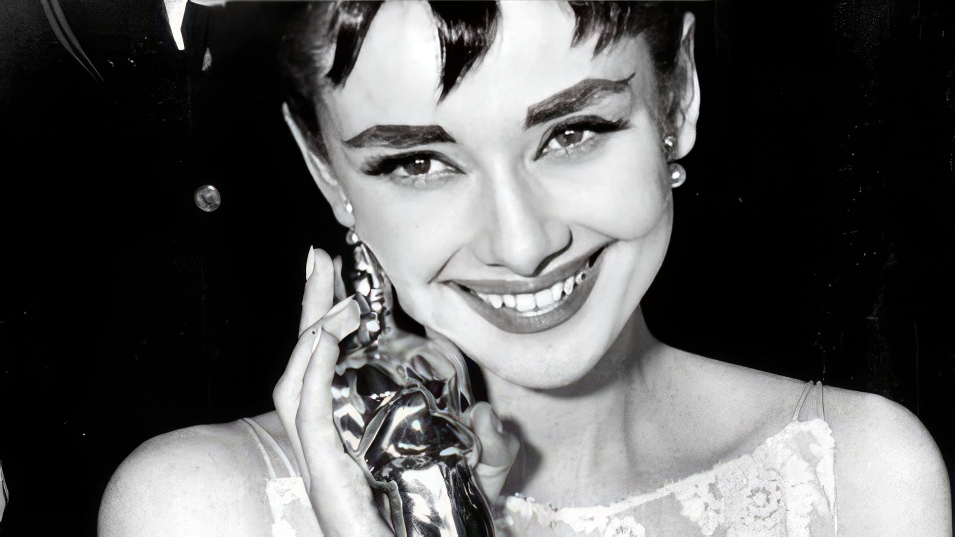 La 24 de ani, Audrey Hepburn a câștigat un Oscar