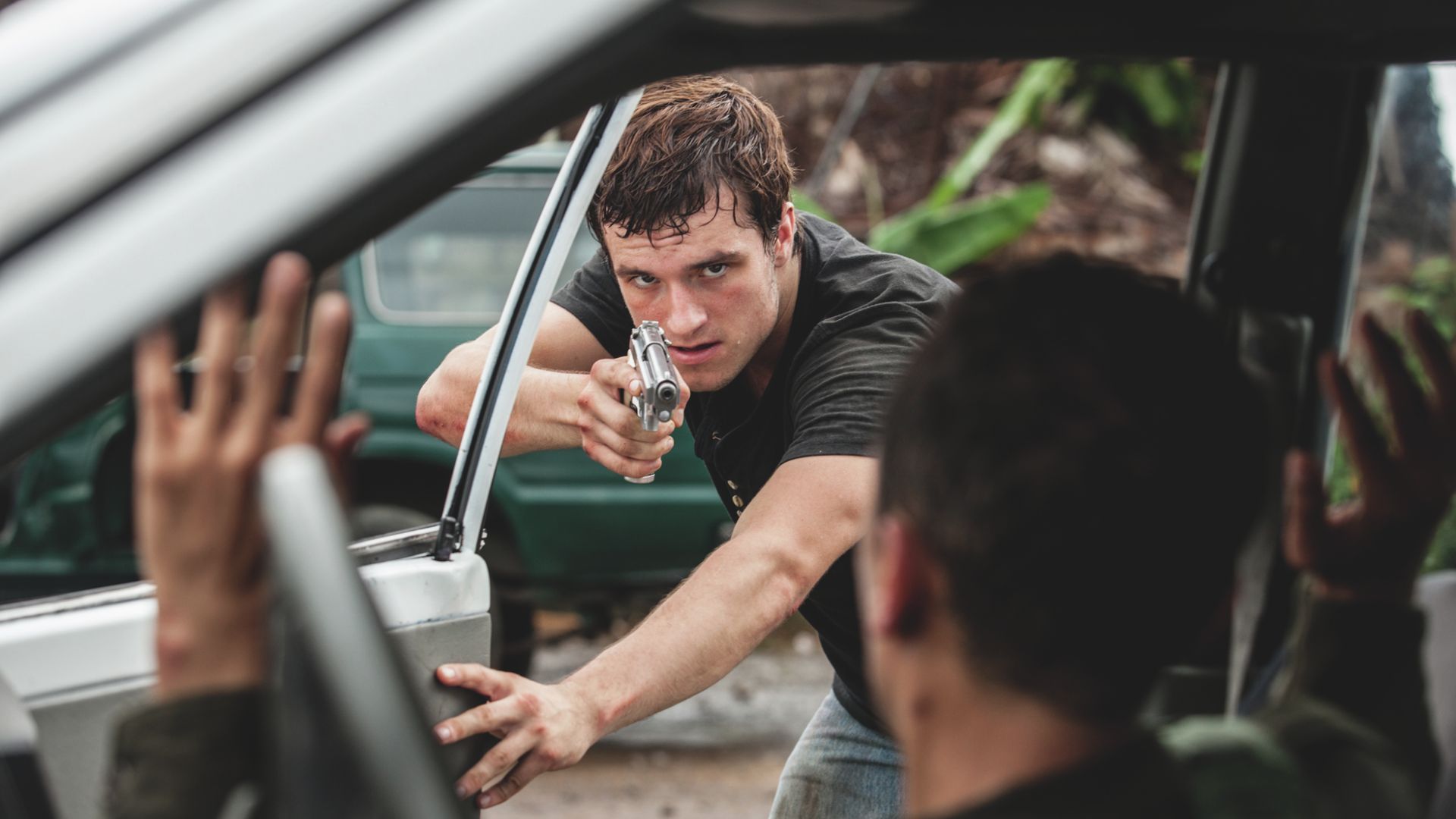 Josh Hutcherson în Escobar: Paradise Lost