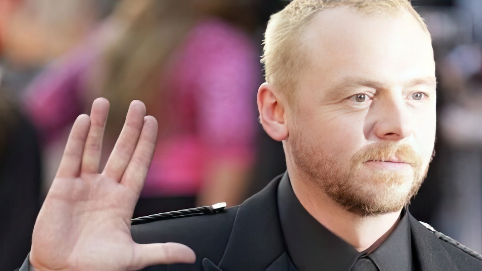 Simon Pegg și-a păstrat rolul în 'Star Trek'