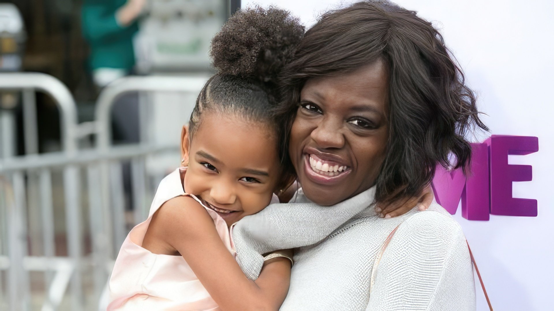 Viola Davis cu fiica sa adoptată Genesis