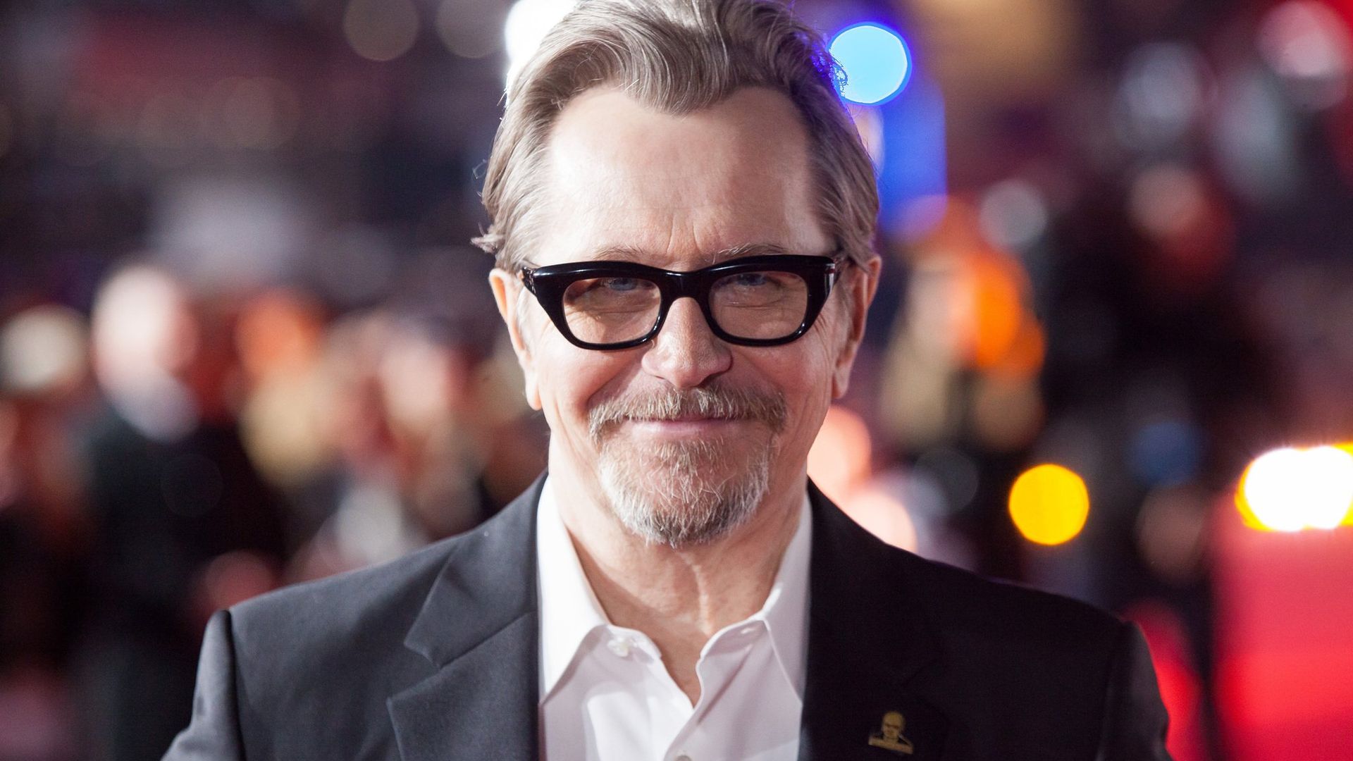 Gary Oldman este Berbec conform horoscopului său