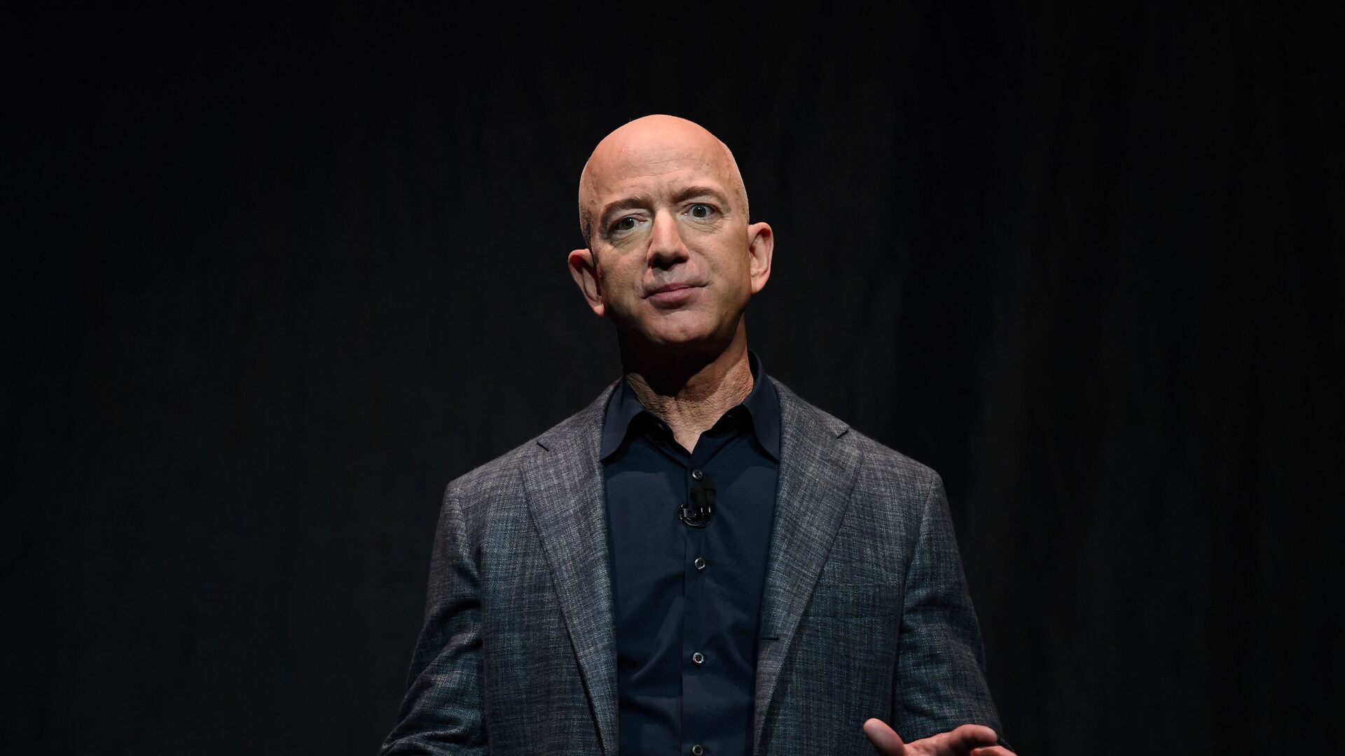 Jeff Bezos, unul dintre cei mai bogați oameni din lume, este de asemenea Capricorn, conform horoscopului