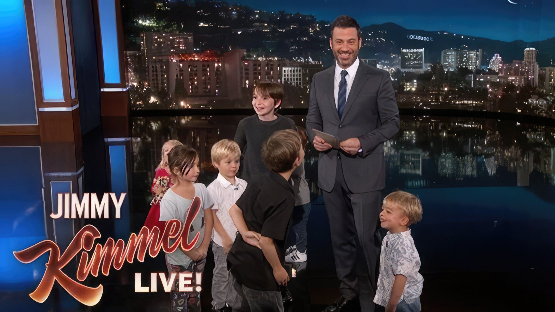 Din 2013, Jimmy Kimmel a început să discute probleme politice cu copiii la Jimmy Kimmel Live!
