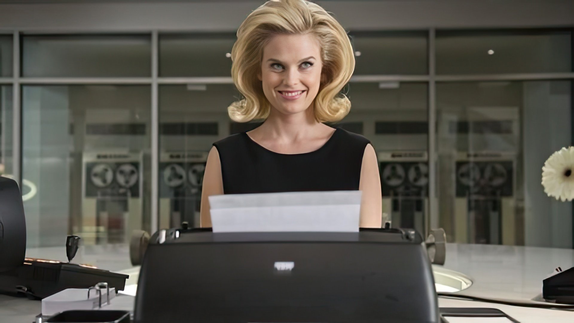 Alice Eve în filmul Men in Black 3