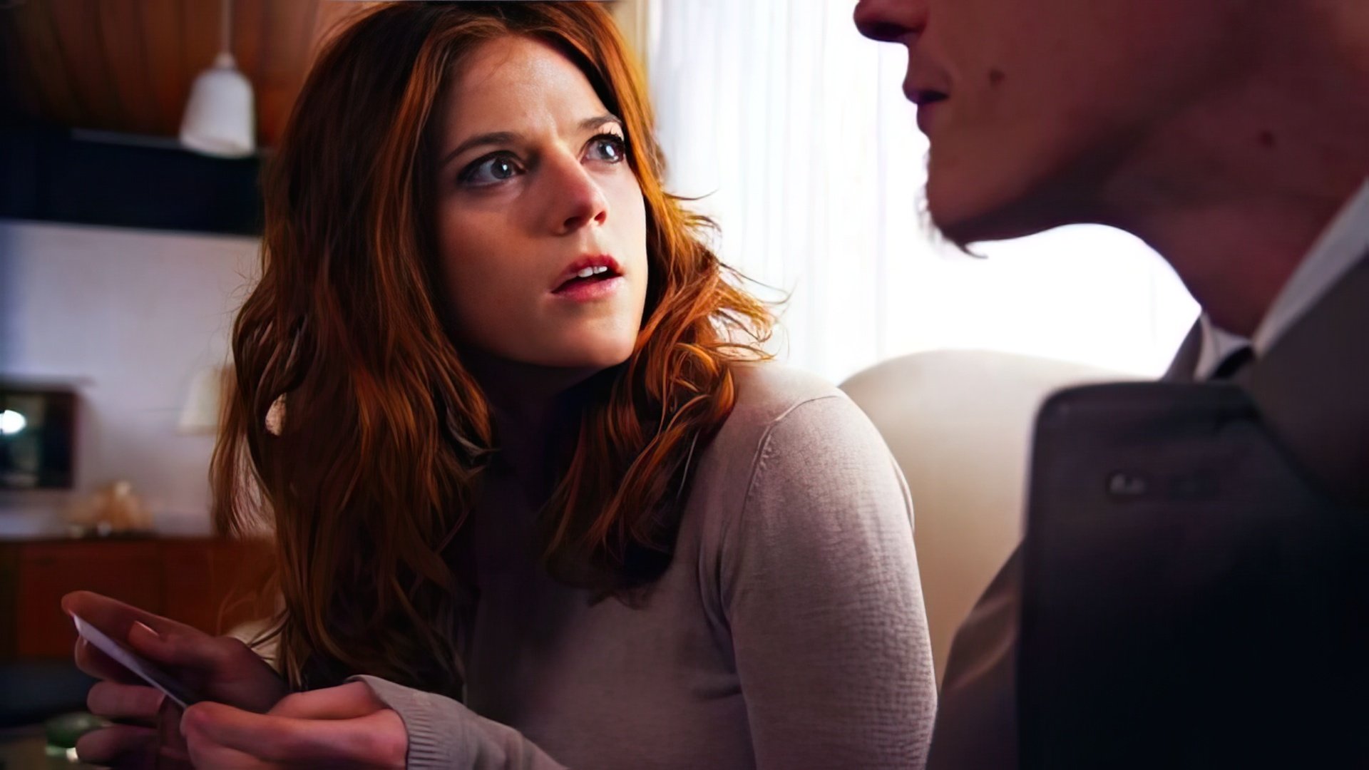 Rose Leslie în 