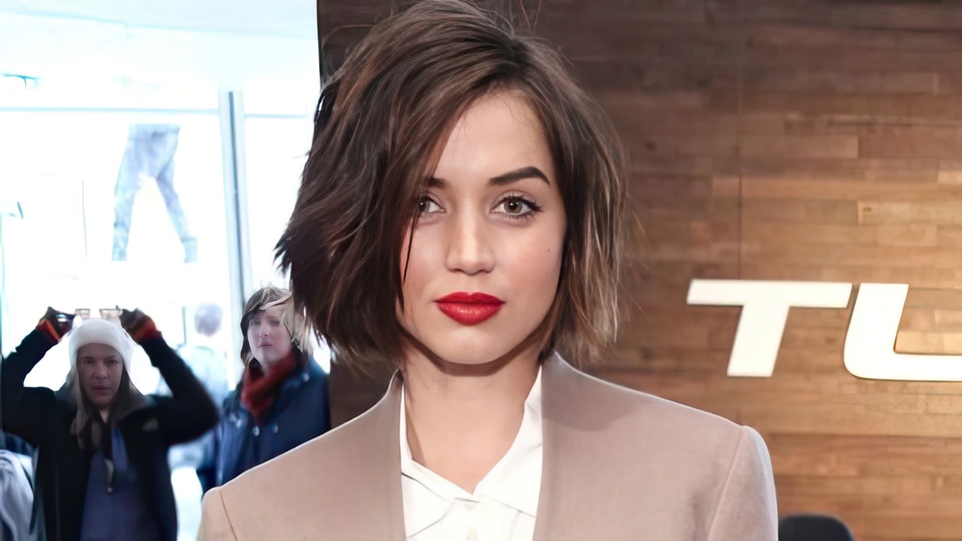 Ana de Armas cu o tunsoare scurtă