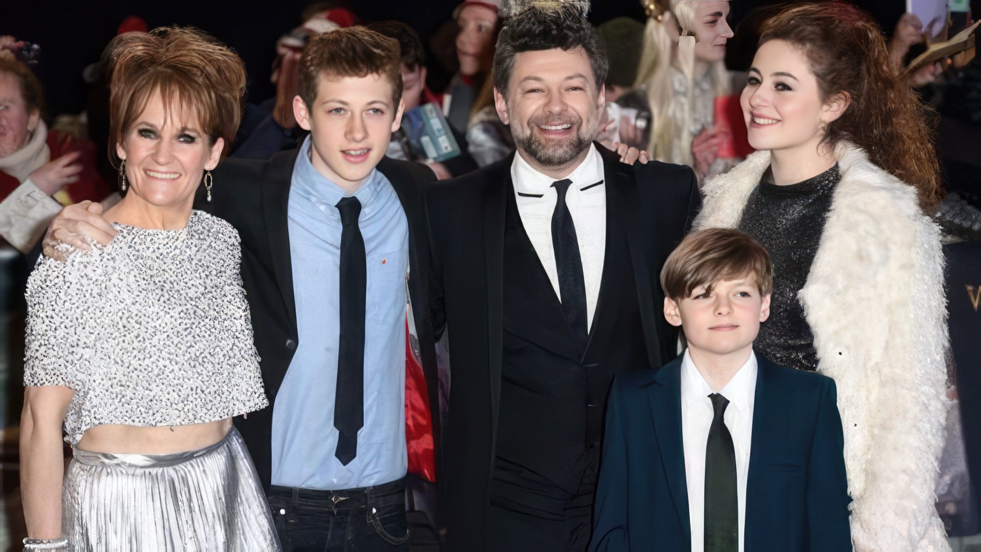 Andy Serkis cu soția și copiii săi