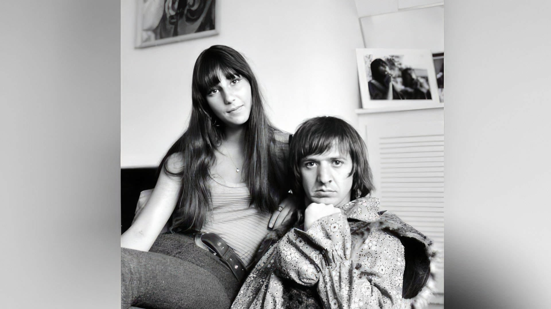Cher și Sonny Bono în tinerețea lor