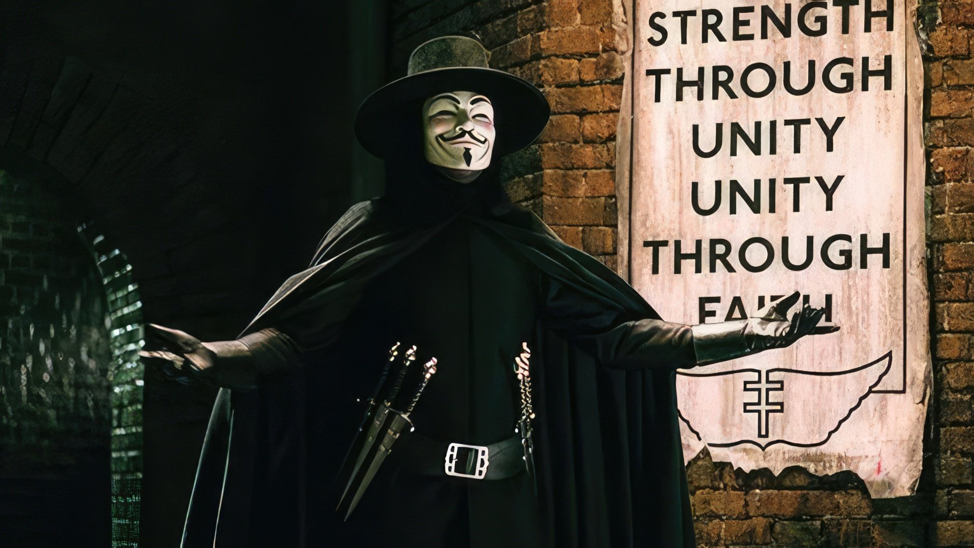 Hugo Weaving în filmul "V for Vendetta"