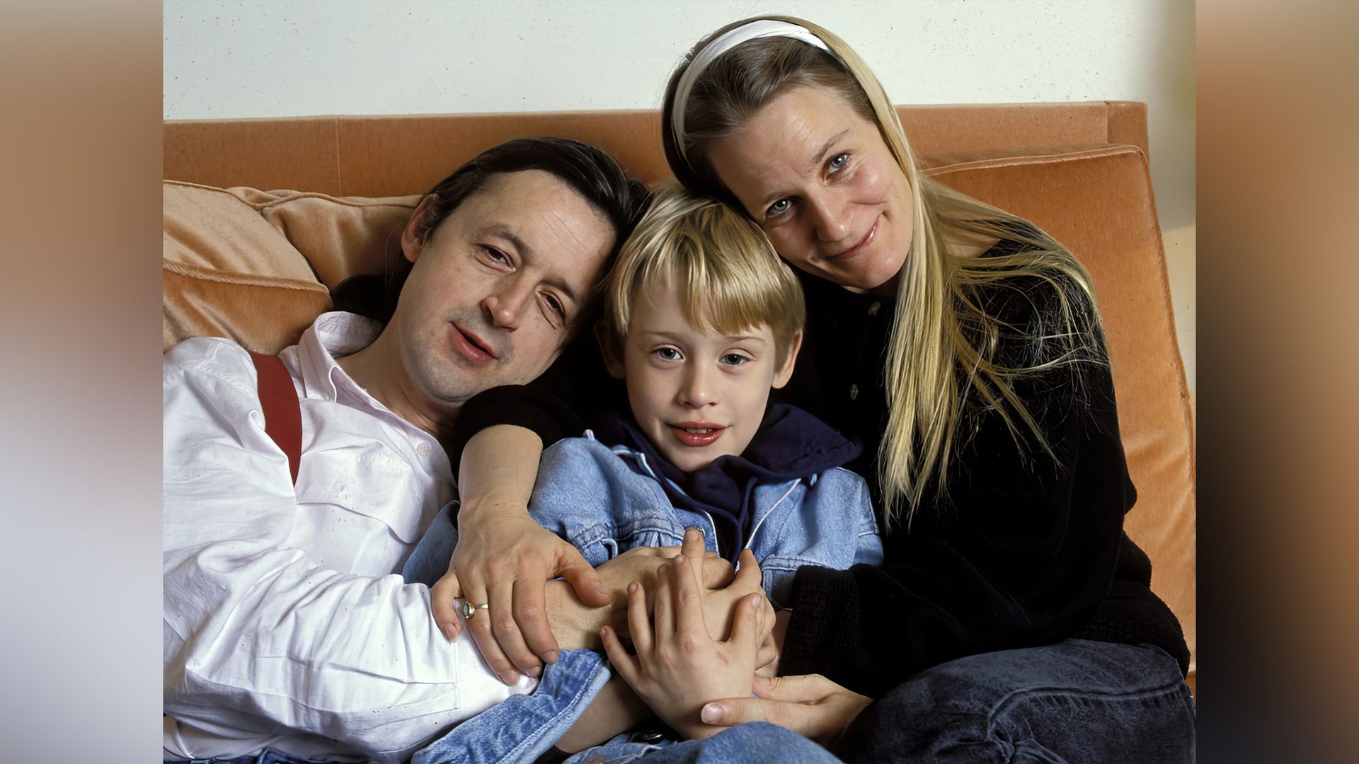 Macaulay Culkin cu părinții săi