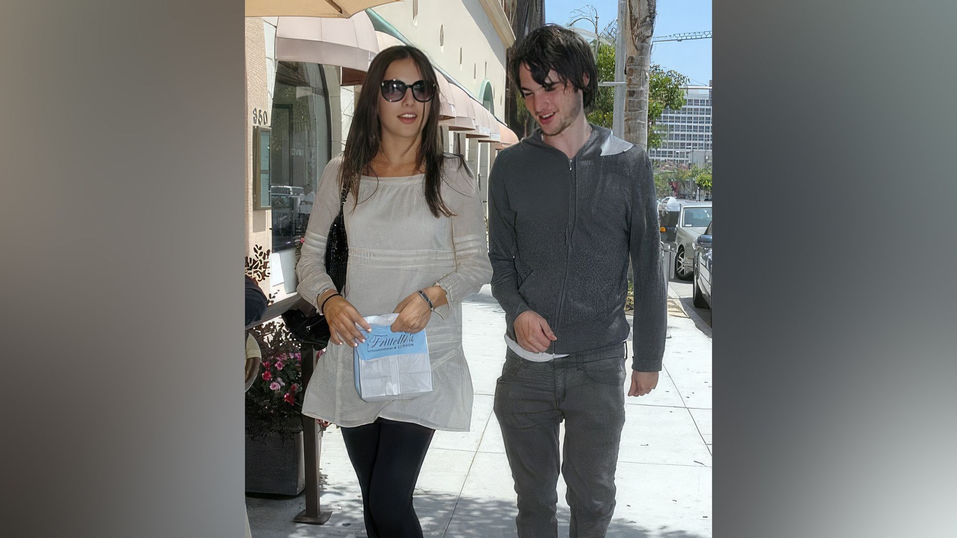 Tom Sturridge și Camilla Belle