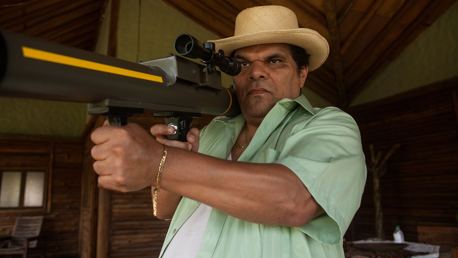 Luis Guzman în serialul „Narcos”