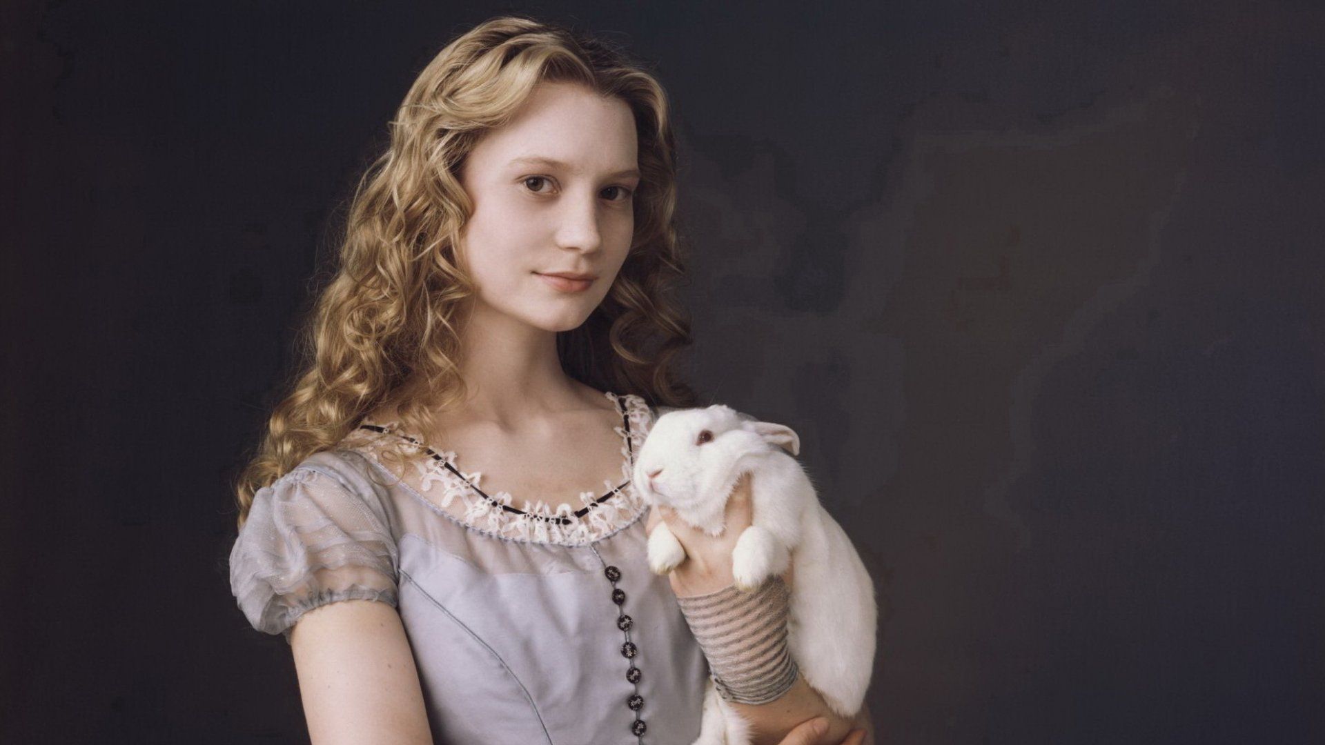 Mia Wasikowska ca Alice