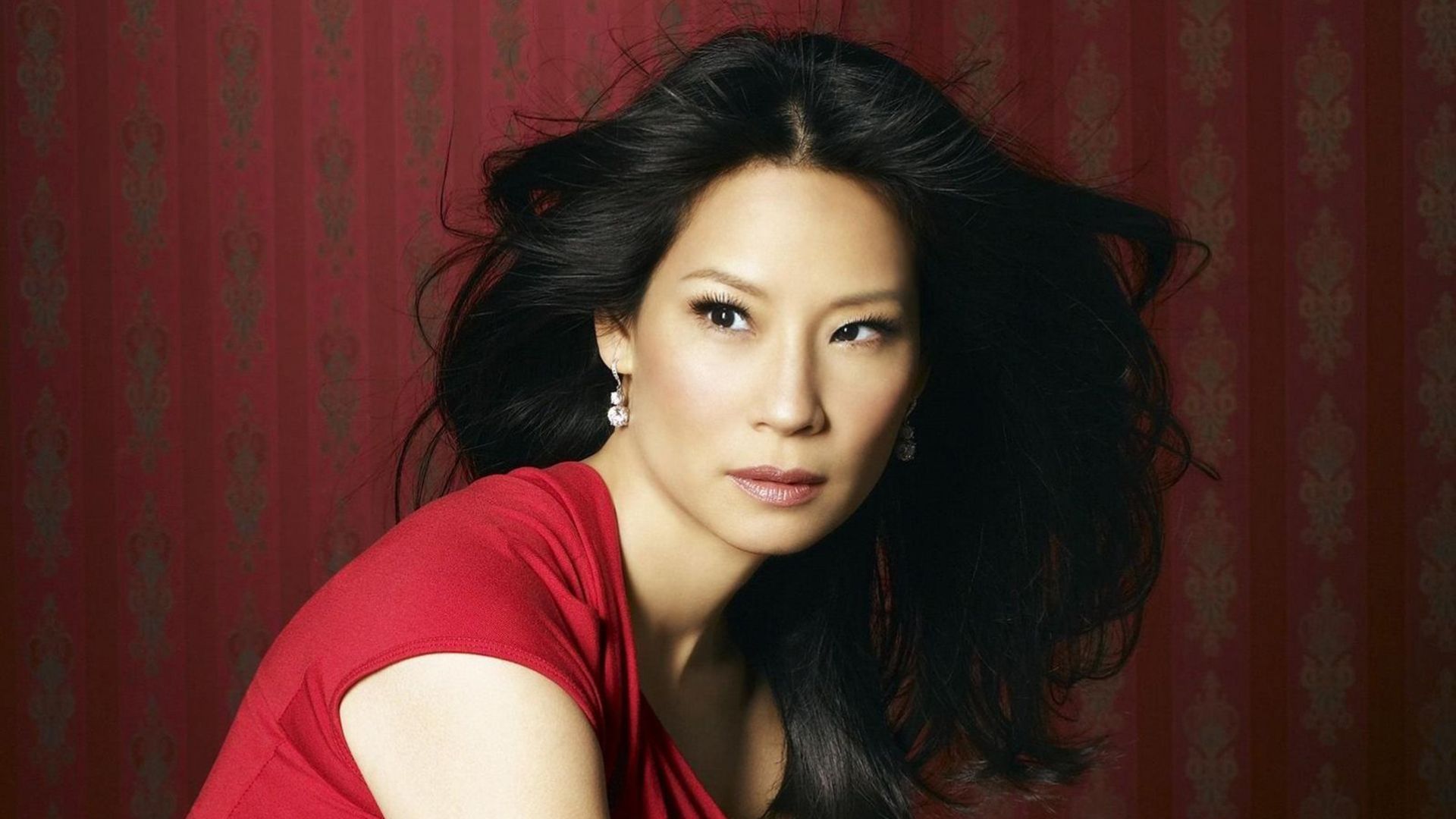 Actrița Lucy Liu este un reprezentant strălucit al semnului Săgetător