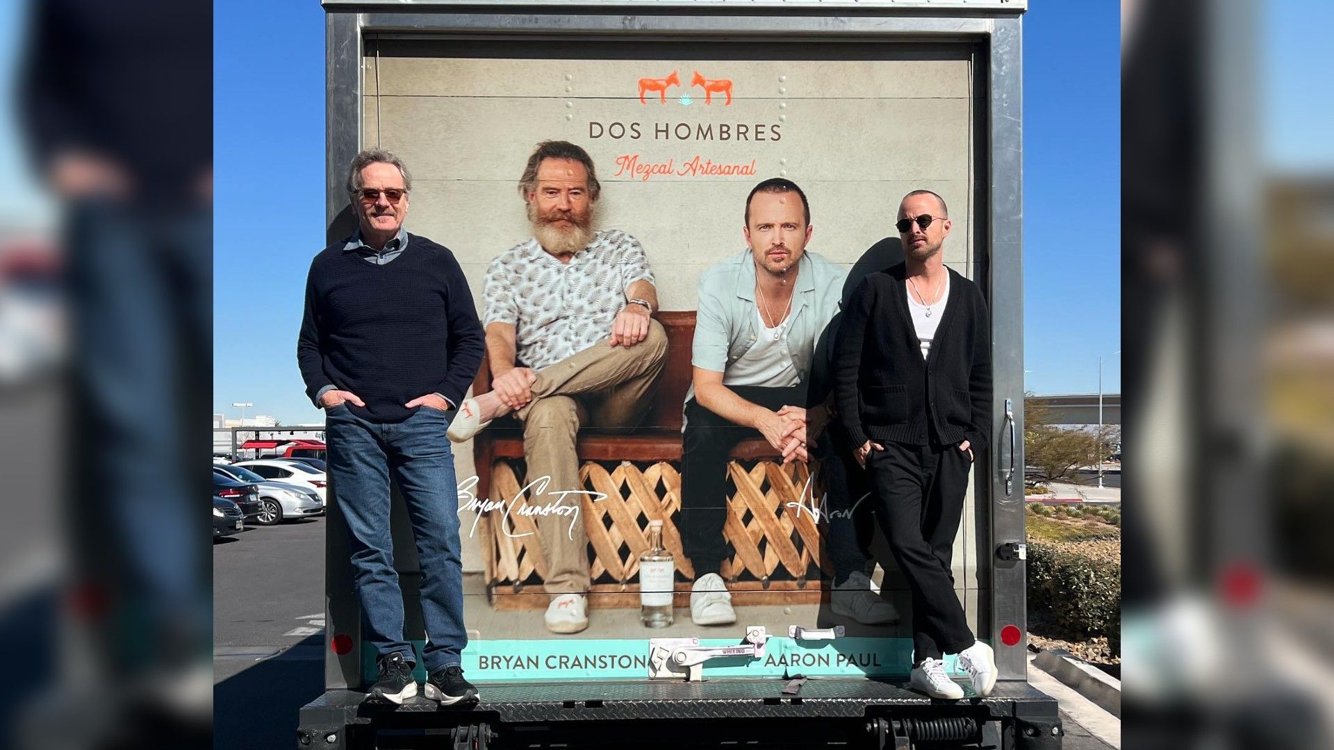 Aaron Paul și Bryan Cranston au fondat un brand de alcool