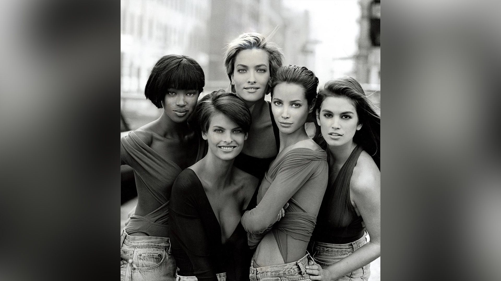Naomi Campbell, Linda Evangelista, Tatjana Patitz, Christy Turlington și Cindy Crawford
