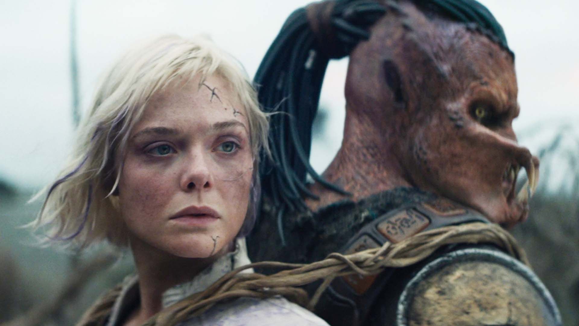 Elle Fanning și co-vedeta sa în Predator: Badlands