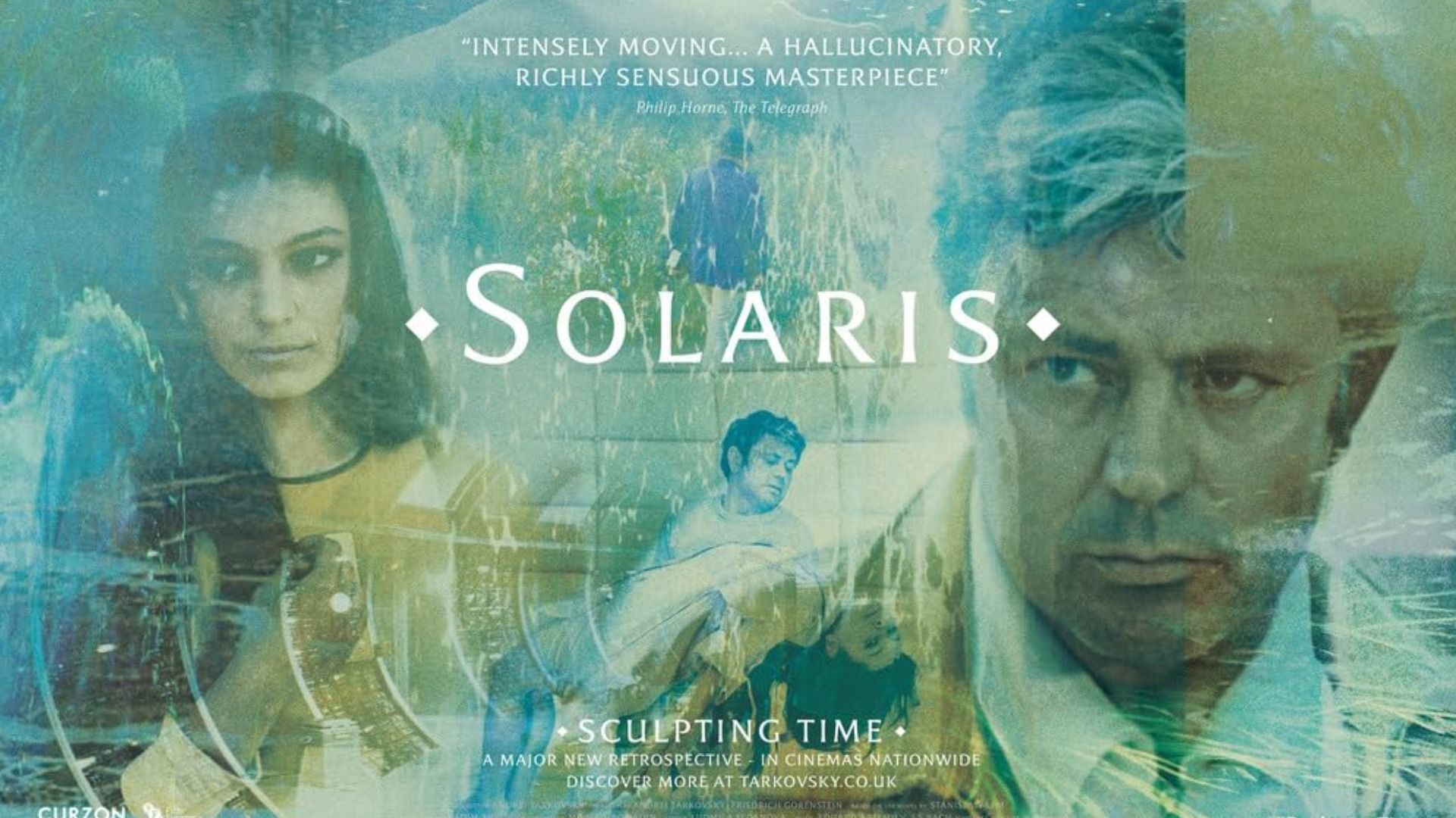 Fața actorului Donatas Banionis în lumină albastră, cu el ținând o fată în brațe lângă el