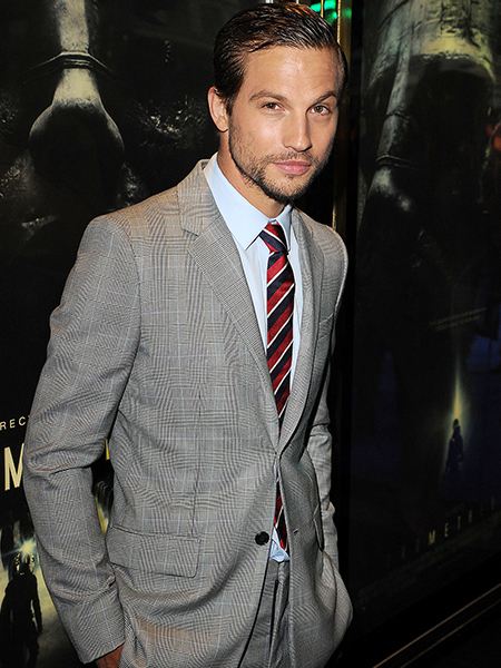 Fotografia Logan Marshall-Green 2