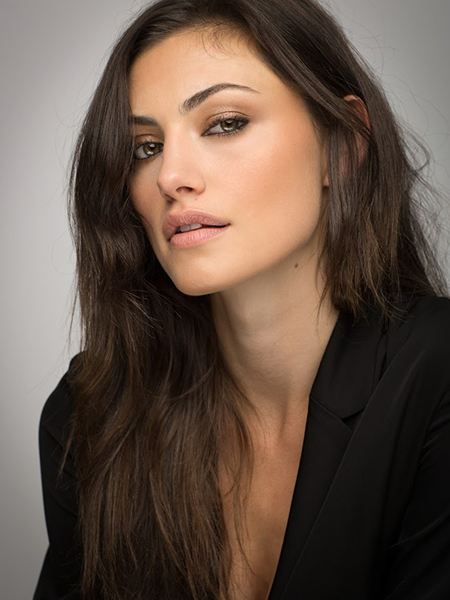 Fotografia Phoebe Tonkin 2